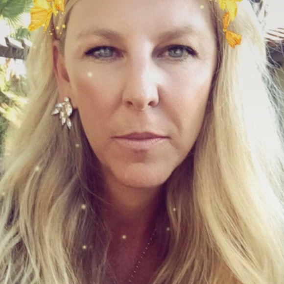 Meet your Posher, Kimberly - Picture 1 of 1